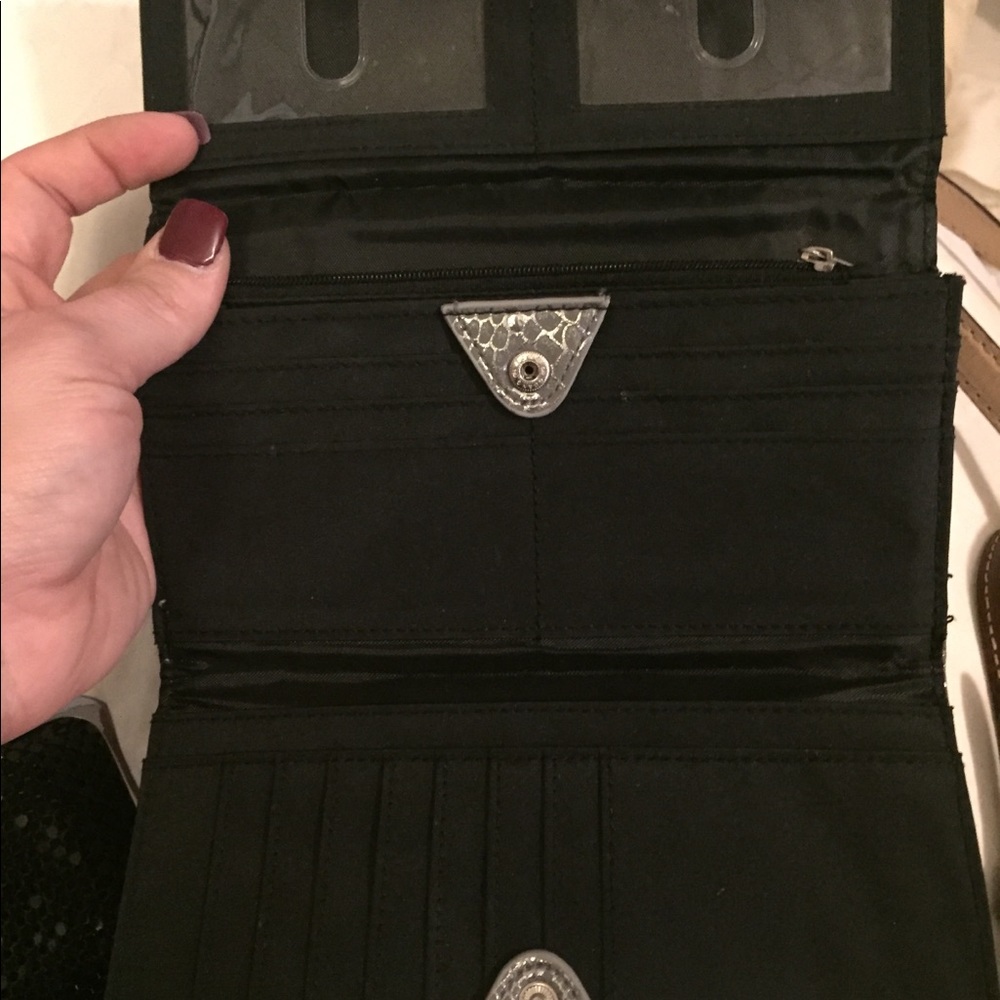 Wallet - Picture 4 of 4